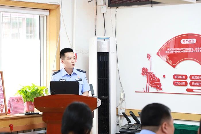 反诈宣传进社区 筑牢防诈“安全墙”.jpg