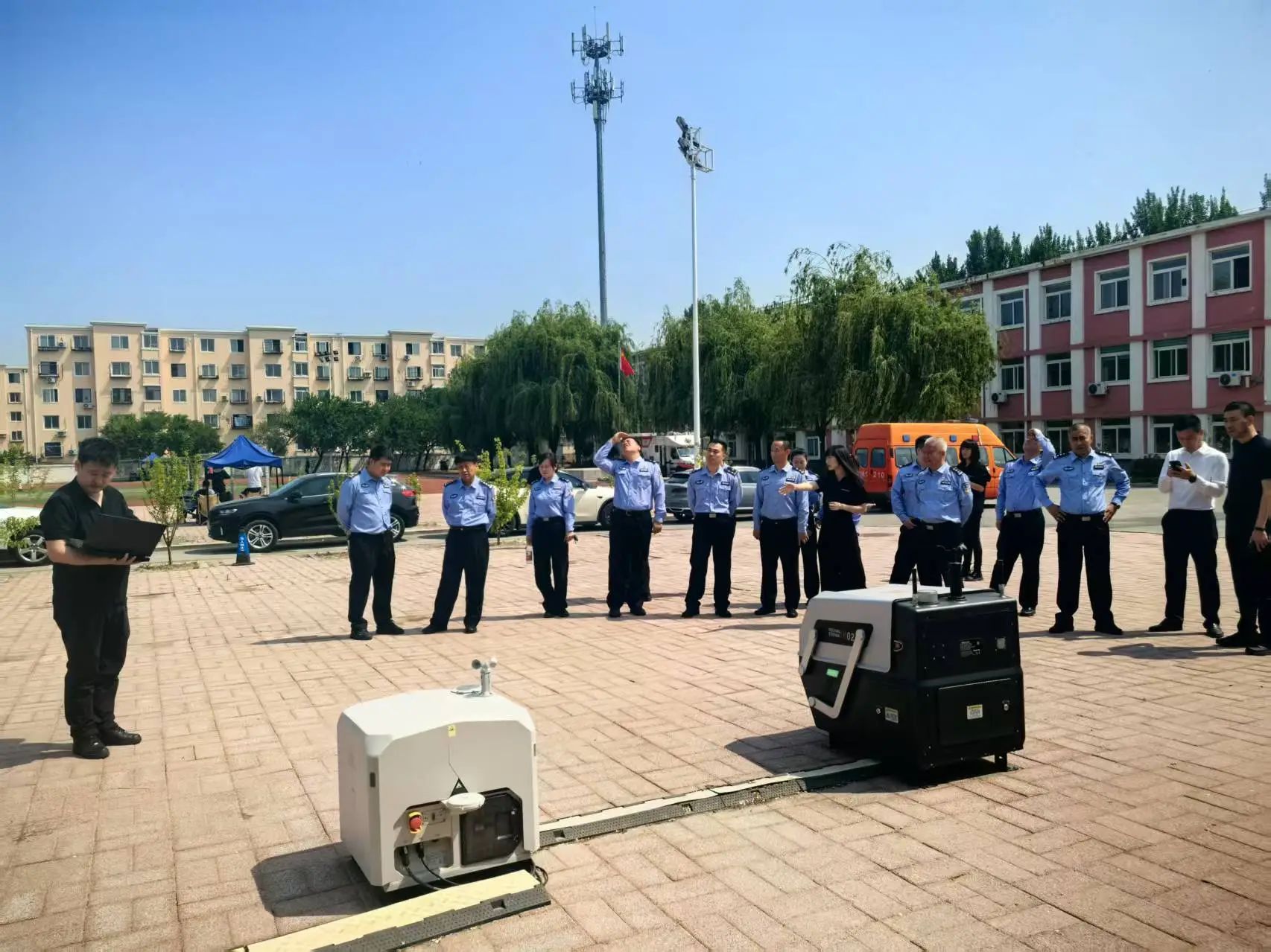 科技赋能！森林警察支队解锁无人机“护林新模式”1.jpg