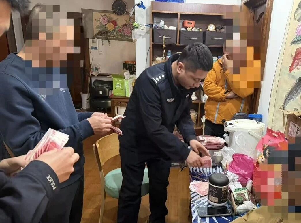 花式洗钱套路多！抚顺公安连续拦截电诈现金20万元2.jpg