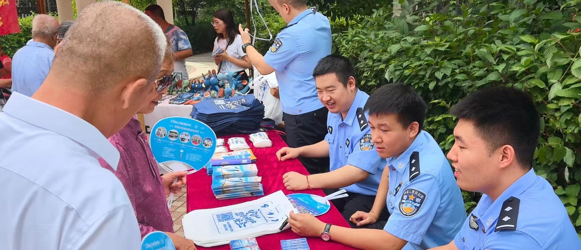 社区“反诈”大舞台 ：反诈知识变成“生活小妙招”.jpg